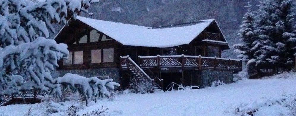 הומר Juneberry Lodge מראה חיצוני תמונה