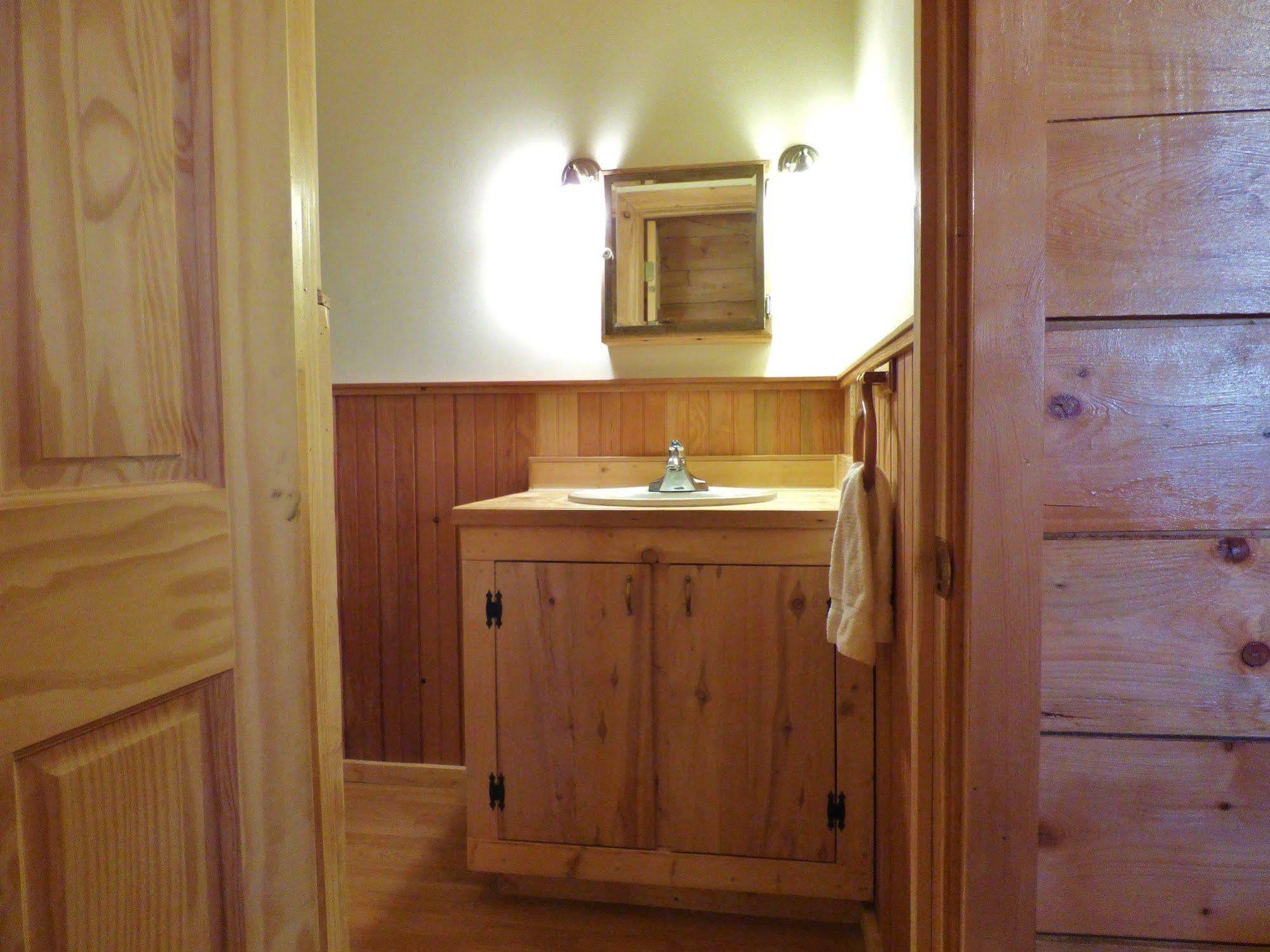 הומר Juneberry Lodge מראה חיצוני תמונה